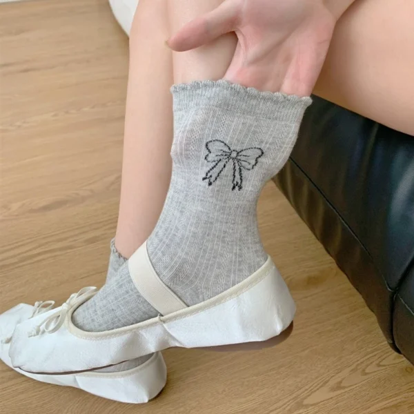 Sweet Bow Mid‑Tube Summer Socks
