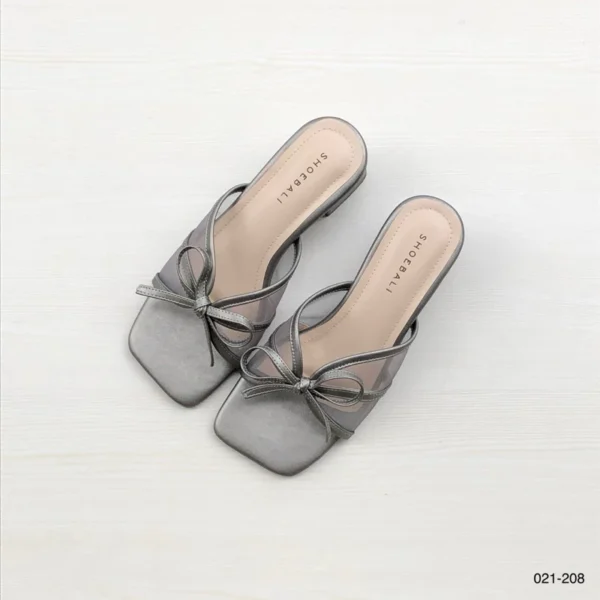 Shoe Barley Block Heel Sandals in Grey