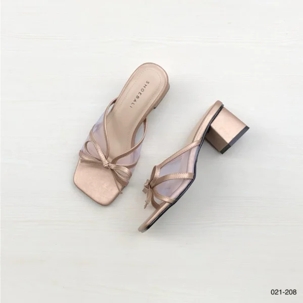 Shoe Barley Block Heel Sandals in Brown