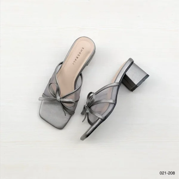 Shoe Barley Block Heel Sandals in Grey