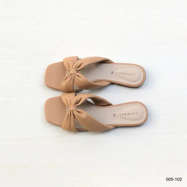 Soft Bow Slide Sandals In Brown