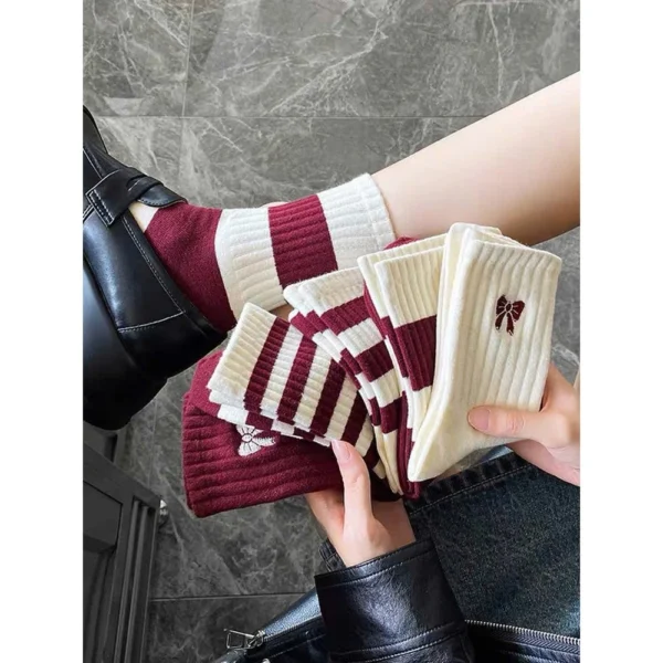 sg-11134201-821ex-mhamc6ou677w76 Set of 5 Women High Collar Bow Pattern Socks