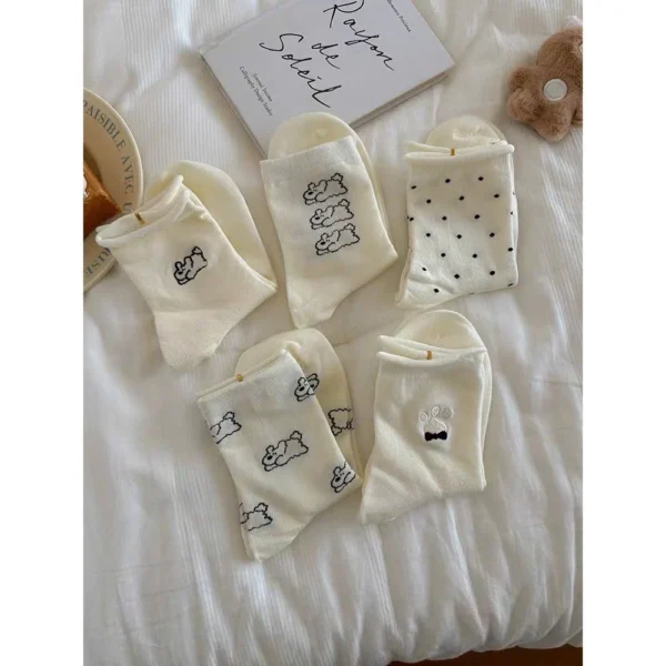 sg-11134201-82595-mfwl7rnh08i555 Set of 5 Korean Polka Dot Dog High Collar Socks