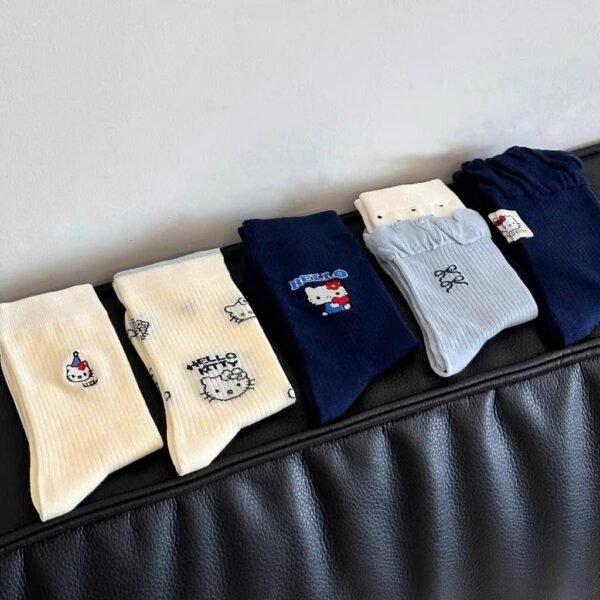 Set of 5 Hello Kitty High Collar Cotton Socks