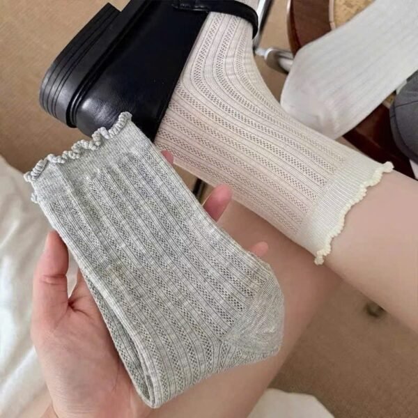 sg-11134201-825b3-mfwl885dfnyi9f Set of 5 Women Elegant Pattern High Collar Socks